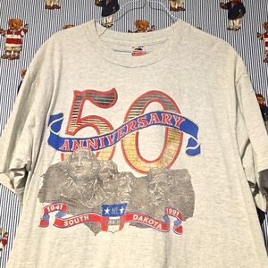 Vintage Fruit of the Loom 50th Anniversary Mount Rushmore South Dakota T-shirt